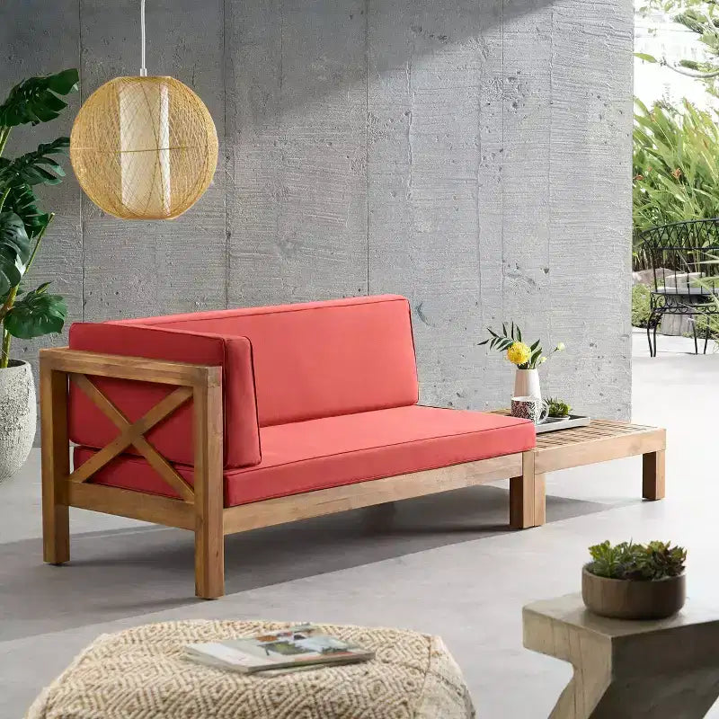 Canapé deux places en bois d'acacia d'extérieur Brava, bras gauche et table basse avec coussin Teck/Rouge - Christopher Knight Home : Ensemble de patio moderne rustique
