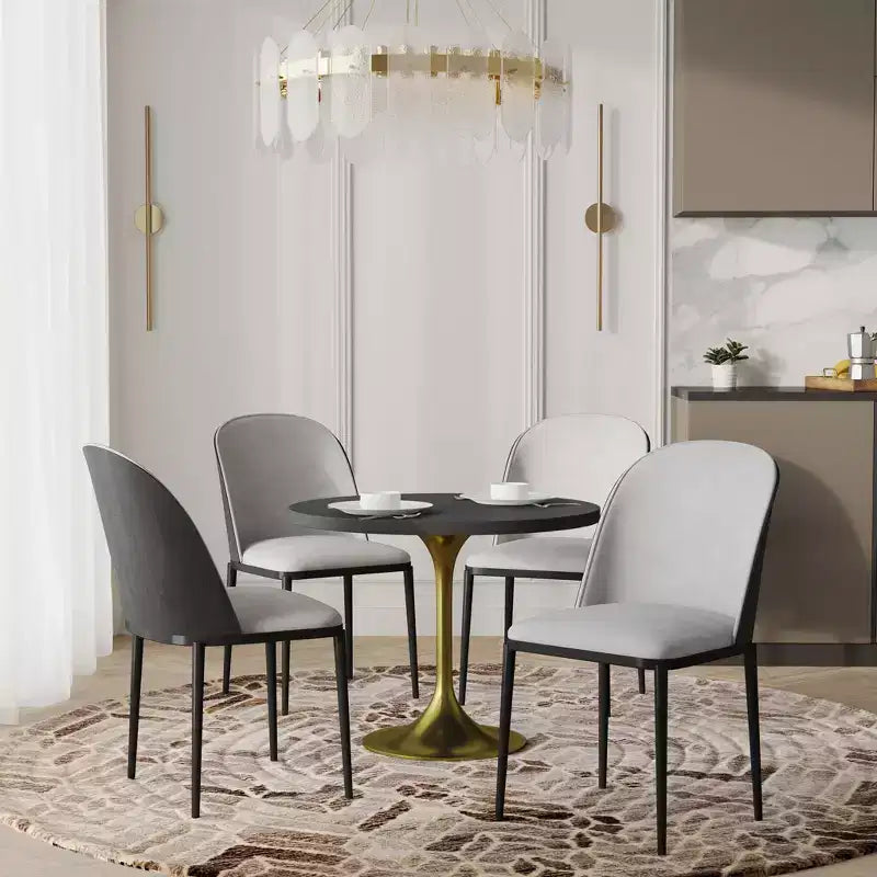Ensemble de salle à manger 5 pièces LeisureMod Verve - Table ronde en MDF de 91,4 cm, 4 chaises de salle à manger en cuir