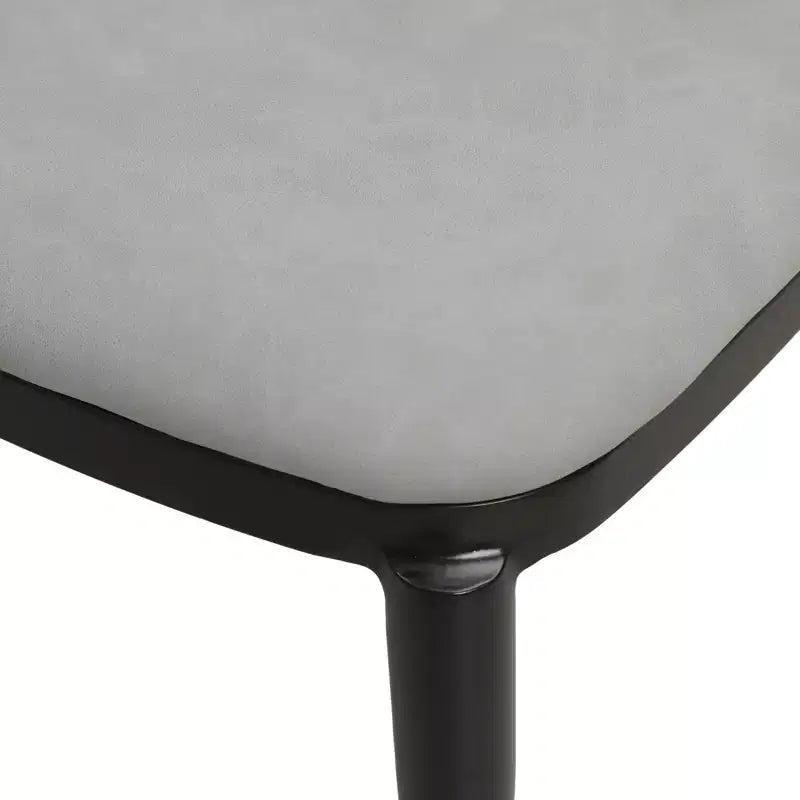 Ensemble de salle à manger 5 pièces LeisureMod Verve - Table ronde en MDF de 91,4 cm, 4 chaises de salle à manger en cuir