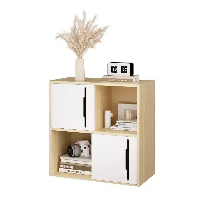 Meuble de rangement moderne avec portes coulissantes, étagères ouvertes et fermées à 2 niveaux, bois naturel avec panneaux blancs