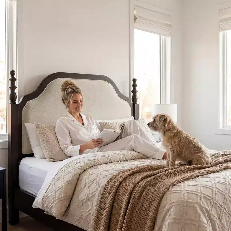 Ensembles de meubles de chambre à coucher Queen-85 Cadre de lit en bois massif avec tête de lit rembourrée et 2 tables de chevet, aucun sommier tapissier requis, pour chambre à coucher-Morden Fort