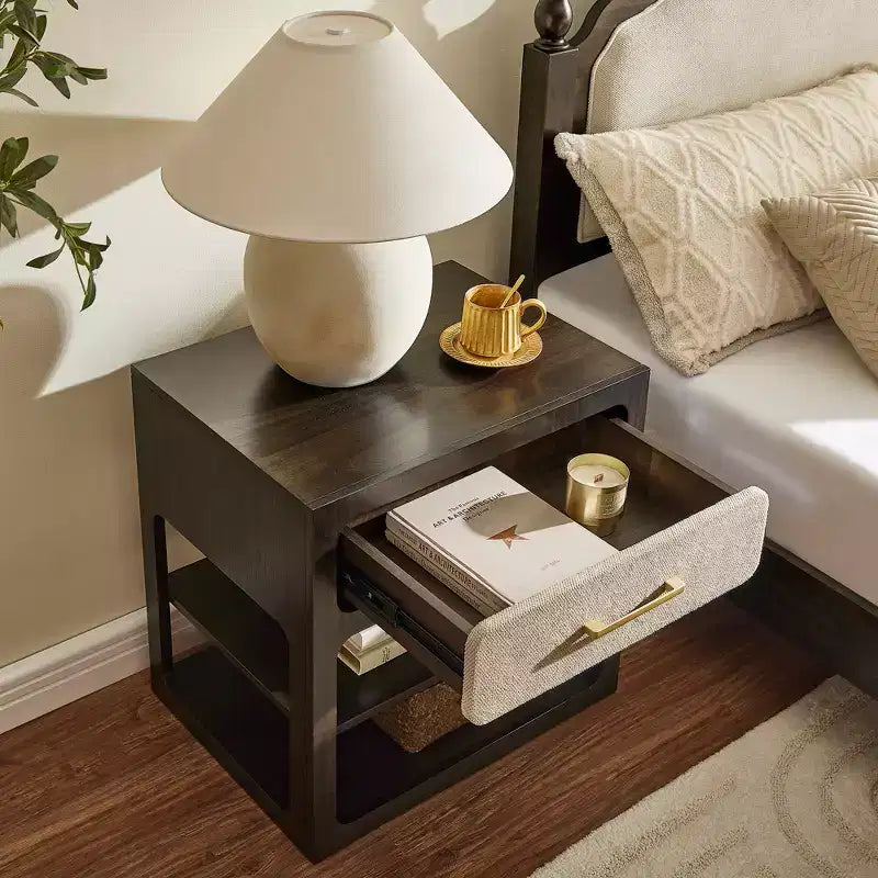 Ensembles de meubles de chambre à coucher Queen-85 Cadre de lit en bois massif avec tête de lit rembourrée et 2 tables de chevet, aucun sommier tapissier requis, pour chambre à coucher-Morden Fort