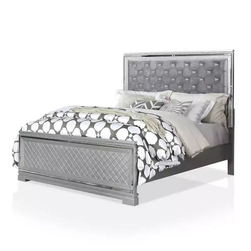 Ensemble de chambre Tenaya 6 pièces pour très grand lit californien, argent/gris - HOMES: Inside + Out : Design glamour, garnitures miroir, capitonnage à boutons