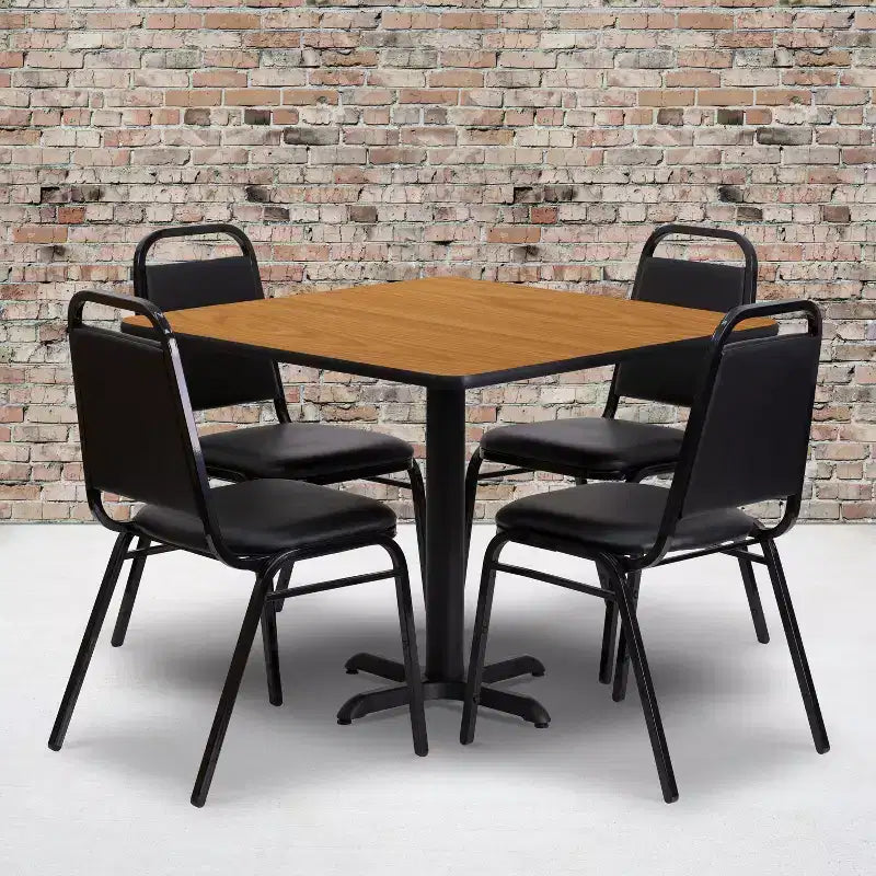 Ensemble table carrée en stratifié Flash Furniture de 91,4 cm avec piètement en X et 4 chaises de banquet à dossier trapézoïdal