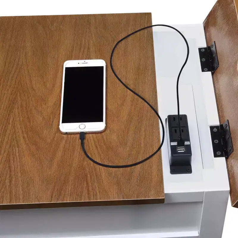 Table d'appoint style champêtre avec station de charge